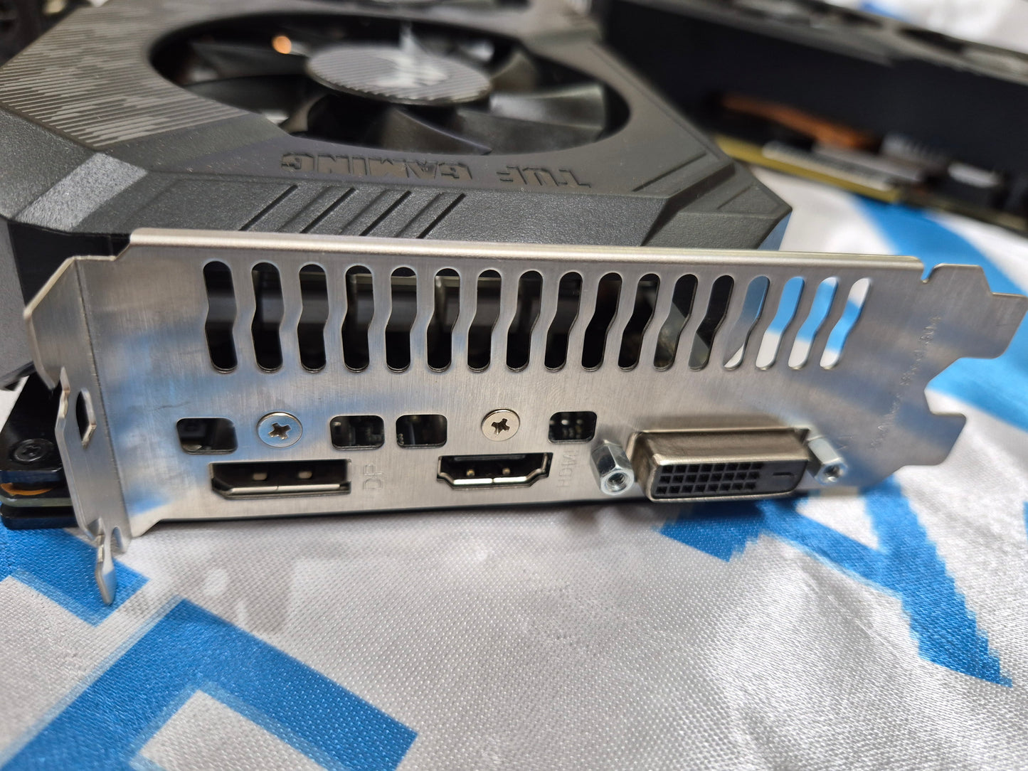 GTX 1650 ASUS TUF GAMING 4GB GDDR6