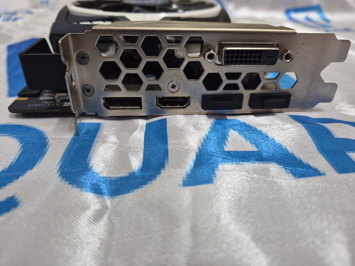 GTX 1080 MSI ARMOR OC 8GB GDDR5X