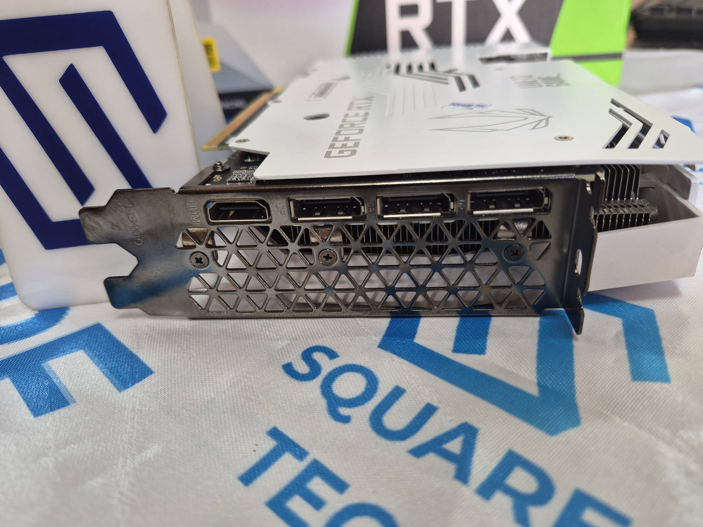 RTX 3060 ZOTAC GAMING AMP WHITE EDITION 12GB GDDR6